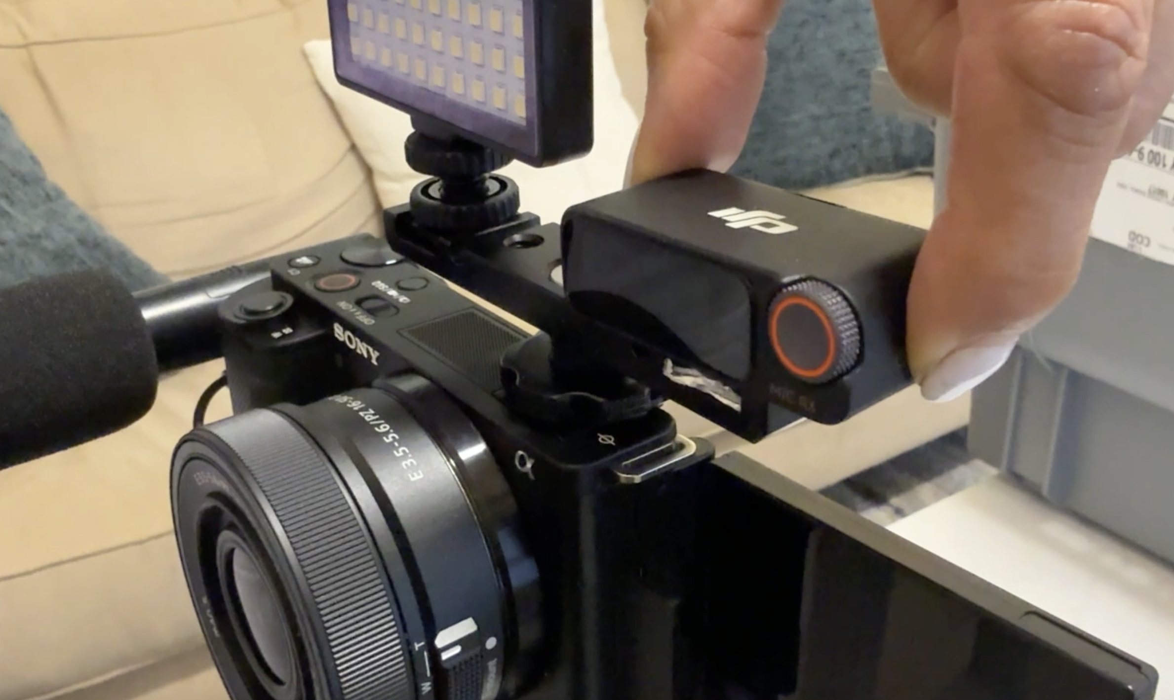Turn on the DJI receiver